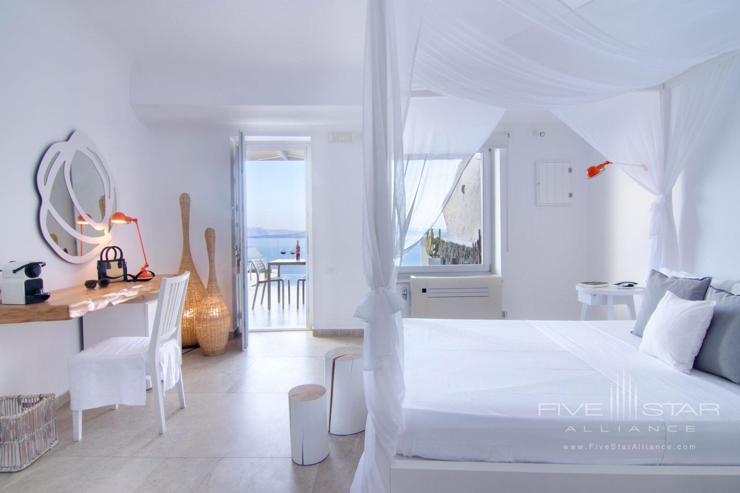 Santorini Secret Suites &amp; Spa