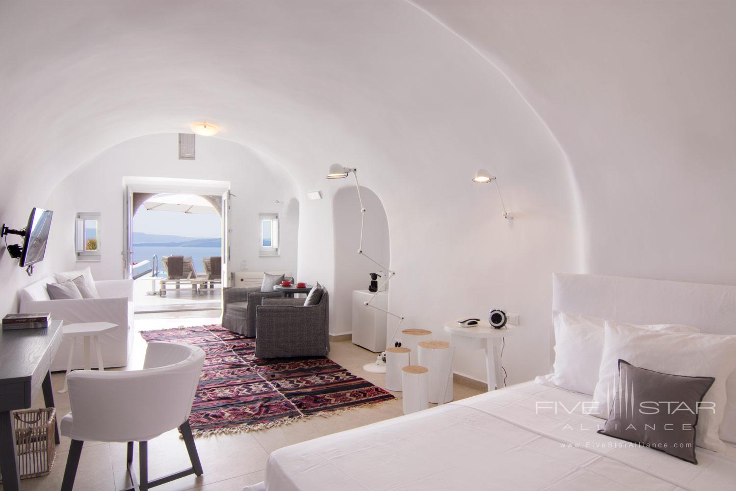 Santorini Secret Suites &amp; Spa