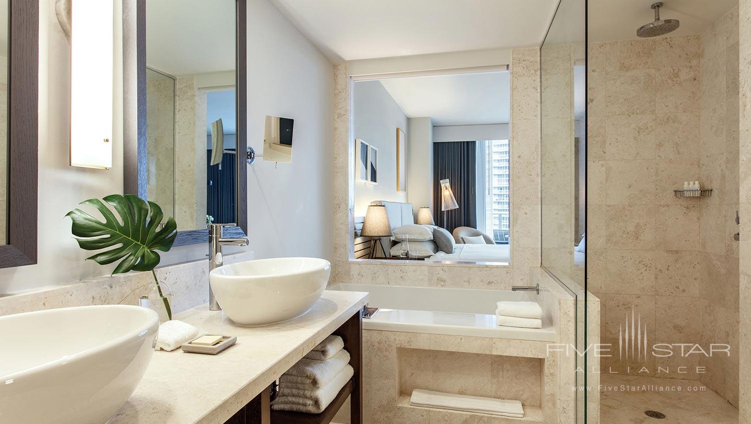 Suite Bath