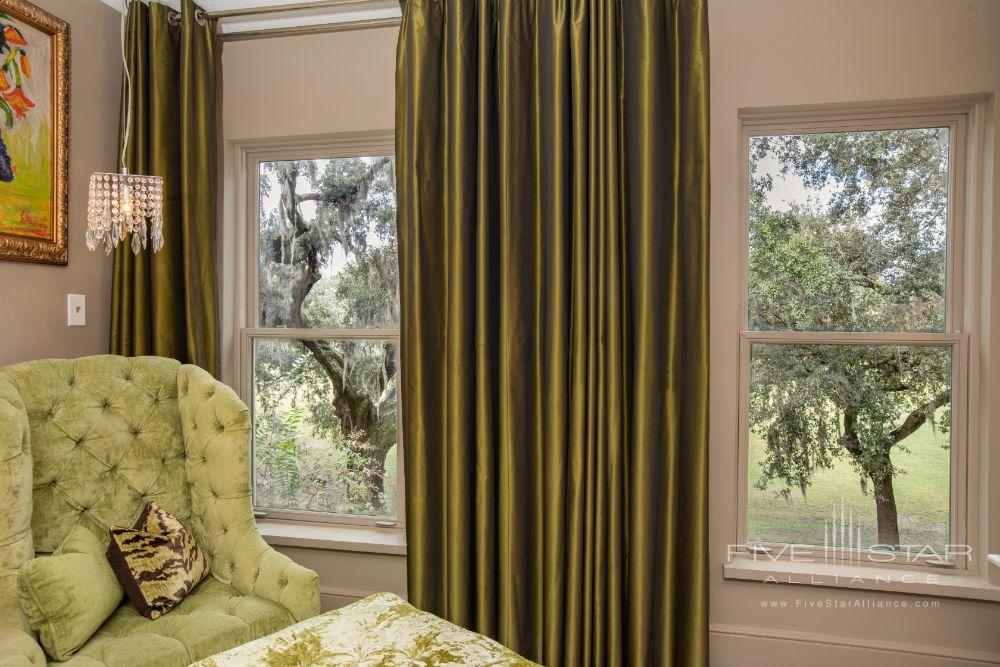 Deluxe Forsyth Guest Room with Forsyth Park View