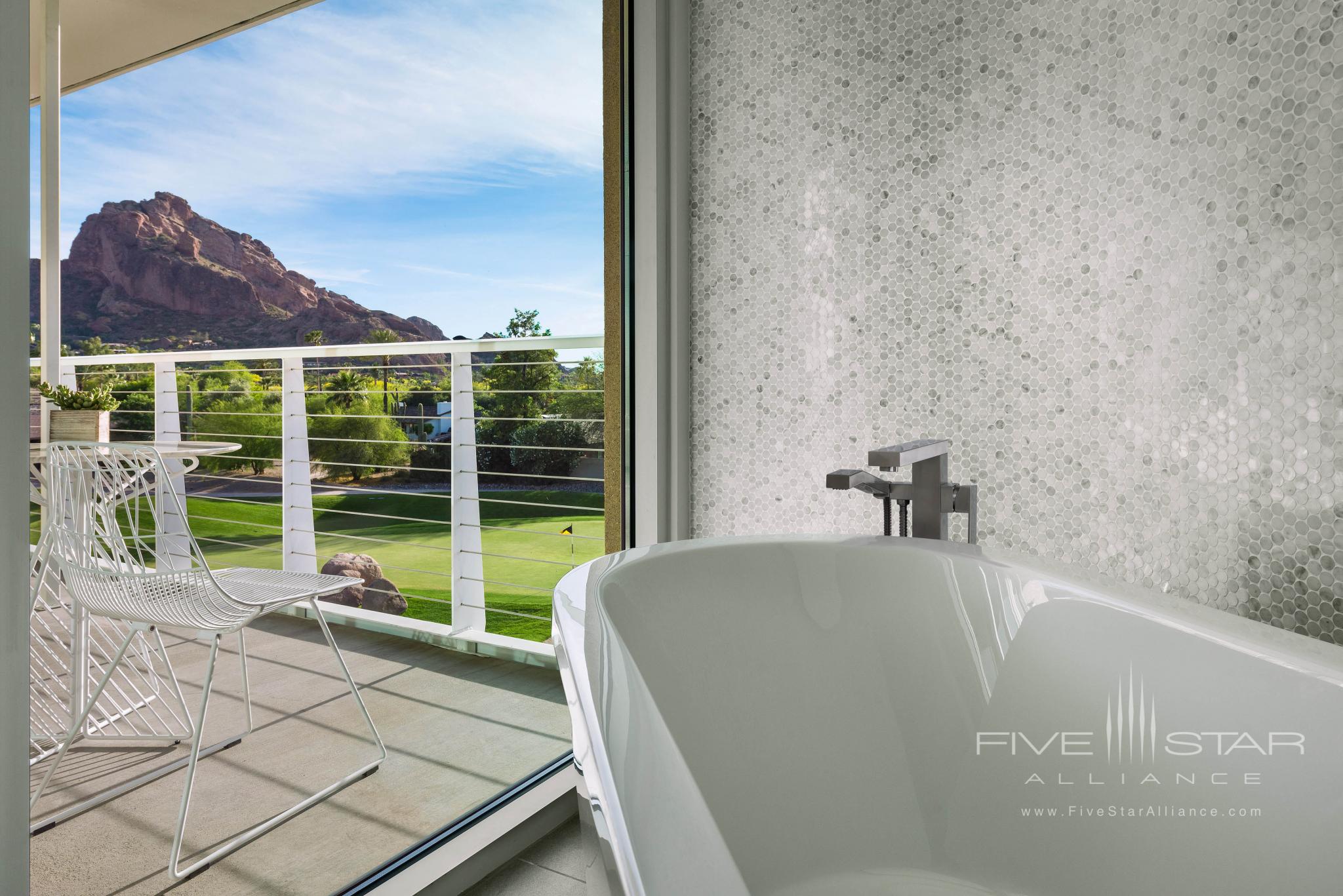 Mountain Shadows Resort Scottsdale - Immerse Premium Bathroom with a view