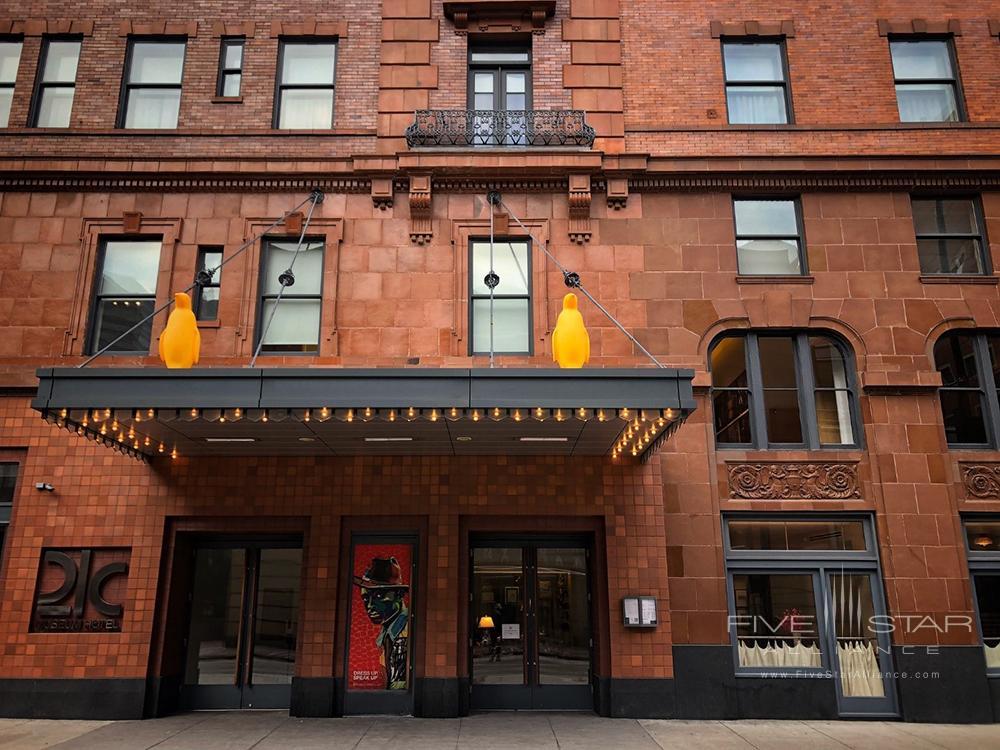 Photo Gallery for 21c Museum Hotel Cincinnati in Cincinnati | Five Star