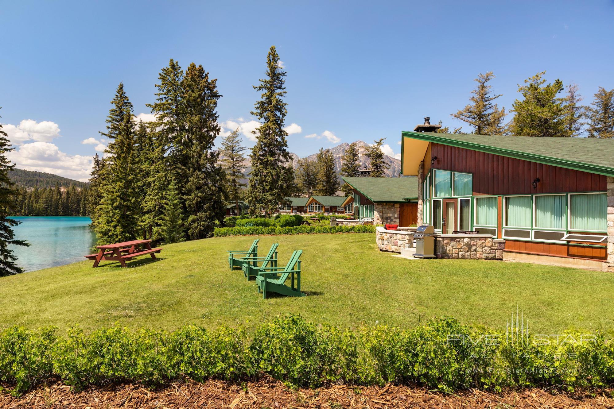 Whistler Cabins Exterior Lakeview