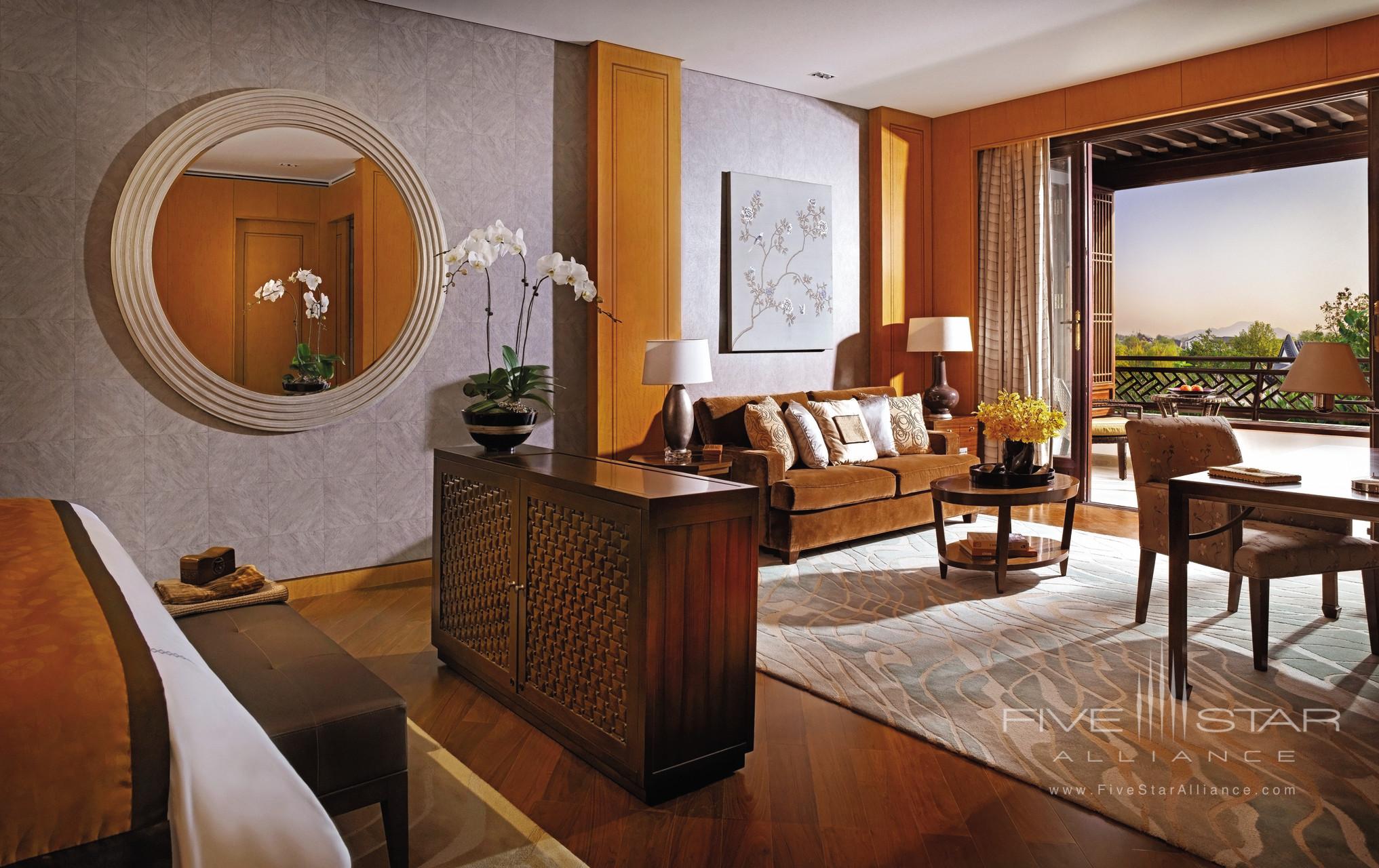 Four Seasons Hotel Hangzhou at West Lake