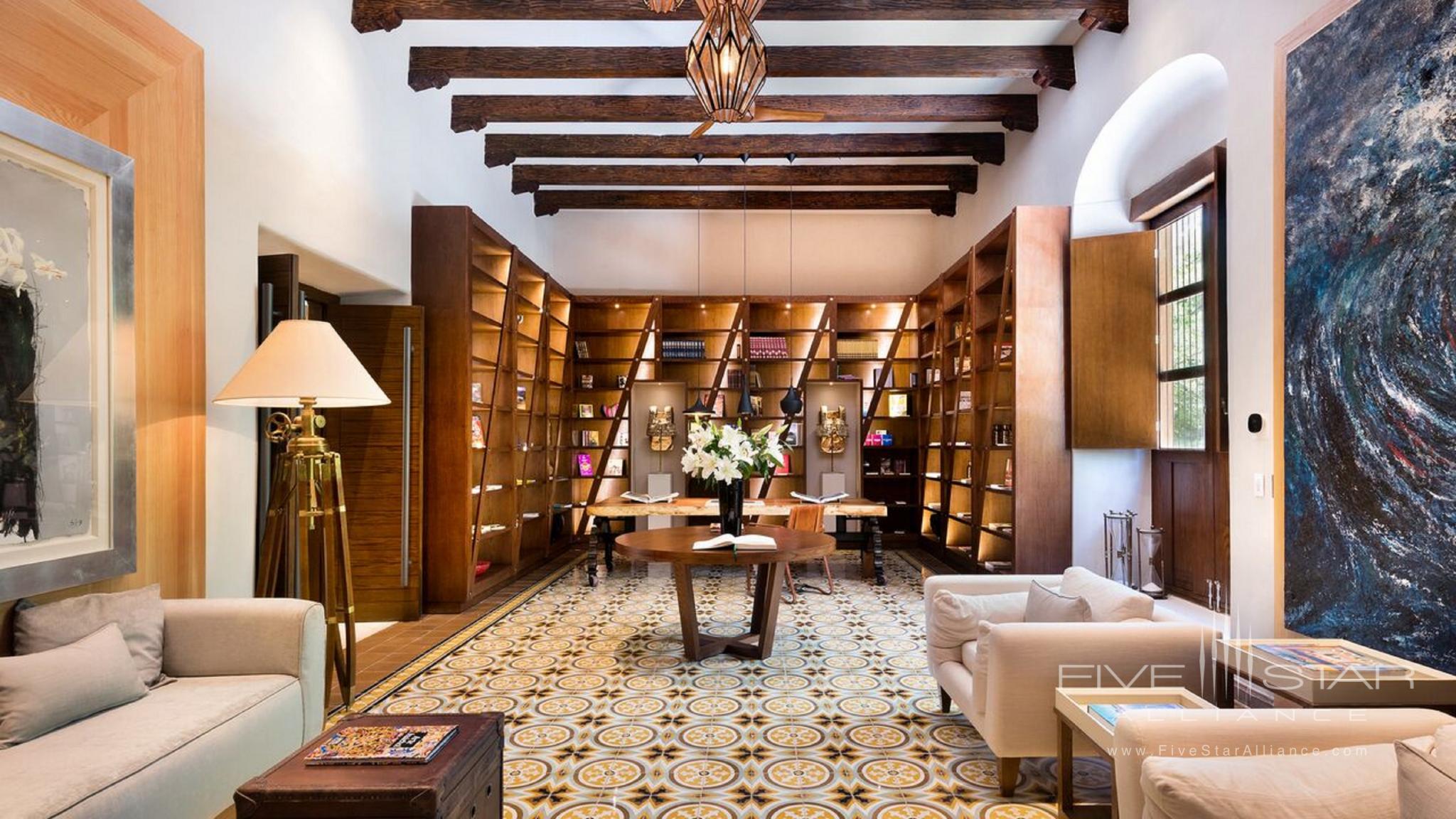 Hacienta Library