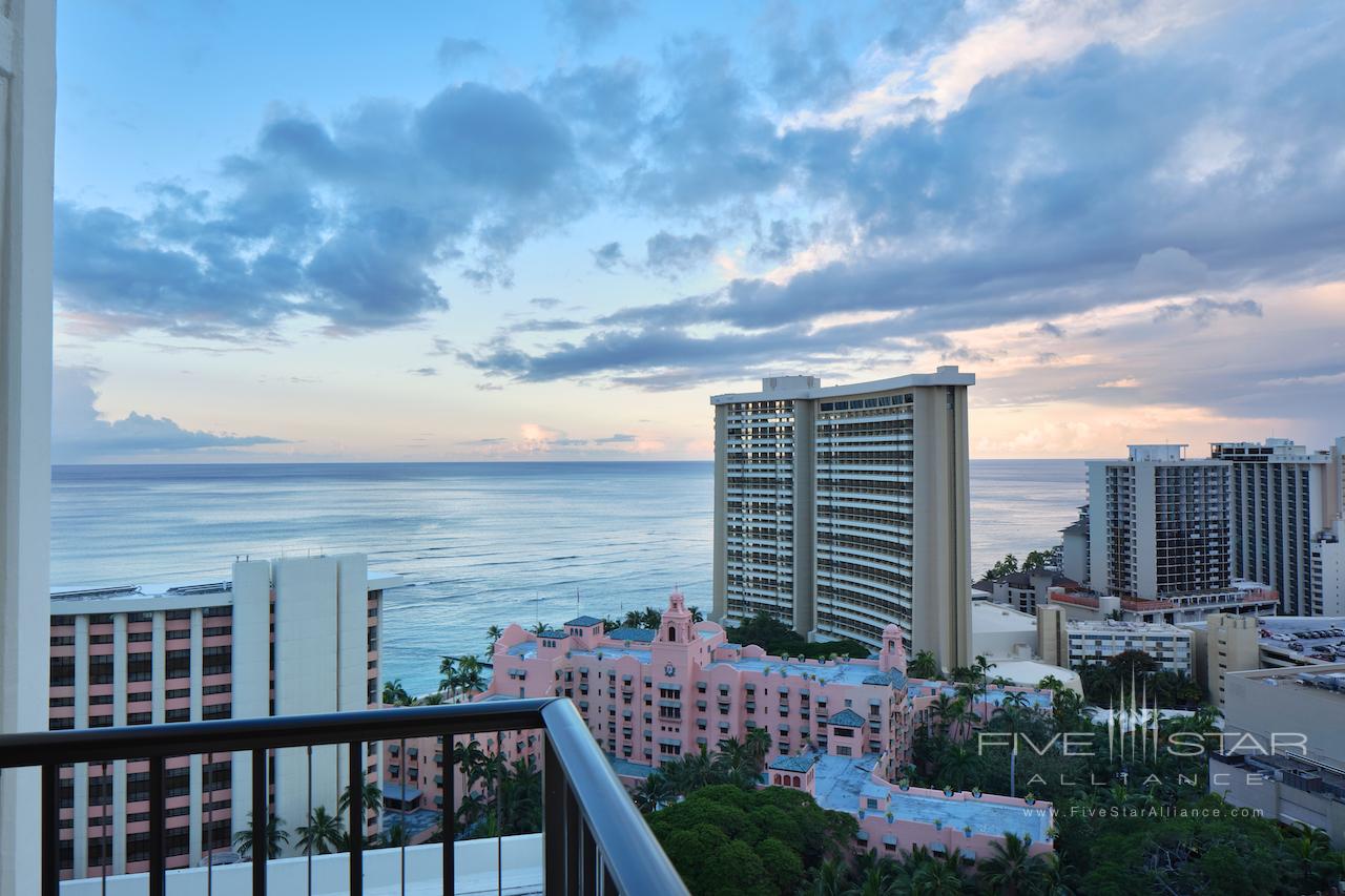 Waikiki Beachcomber by Outrigger