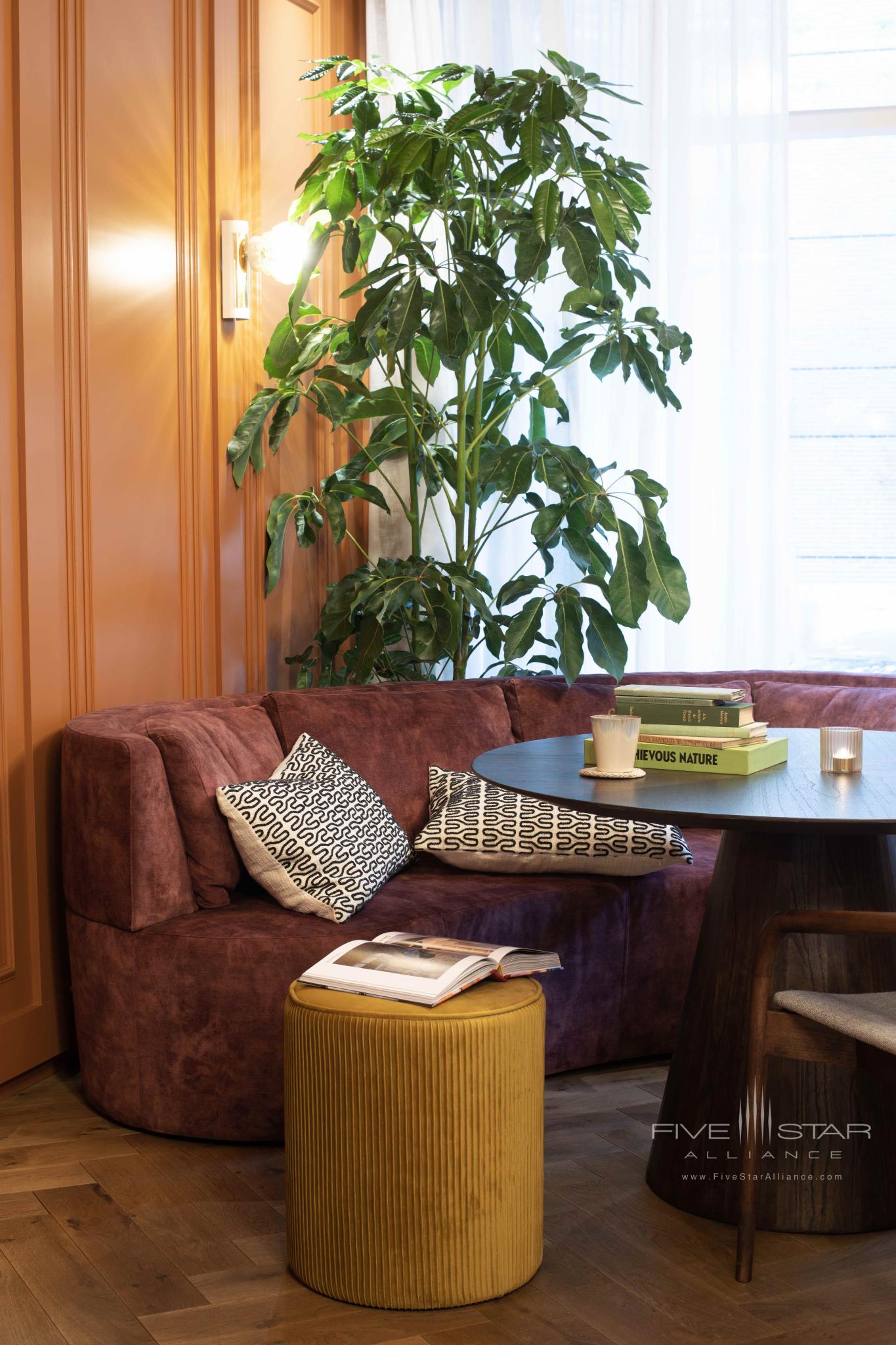 Jan Luyken Amsterdam Breakfast Nook