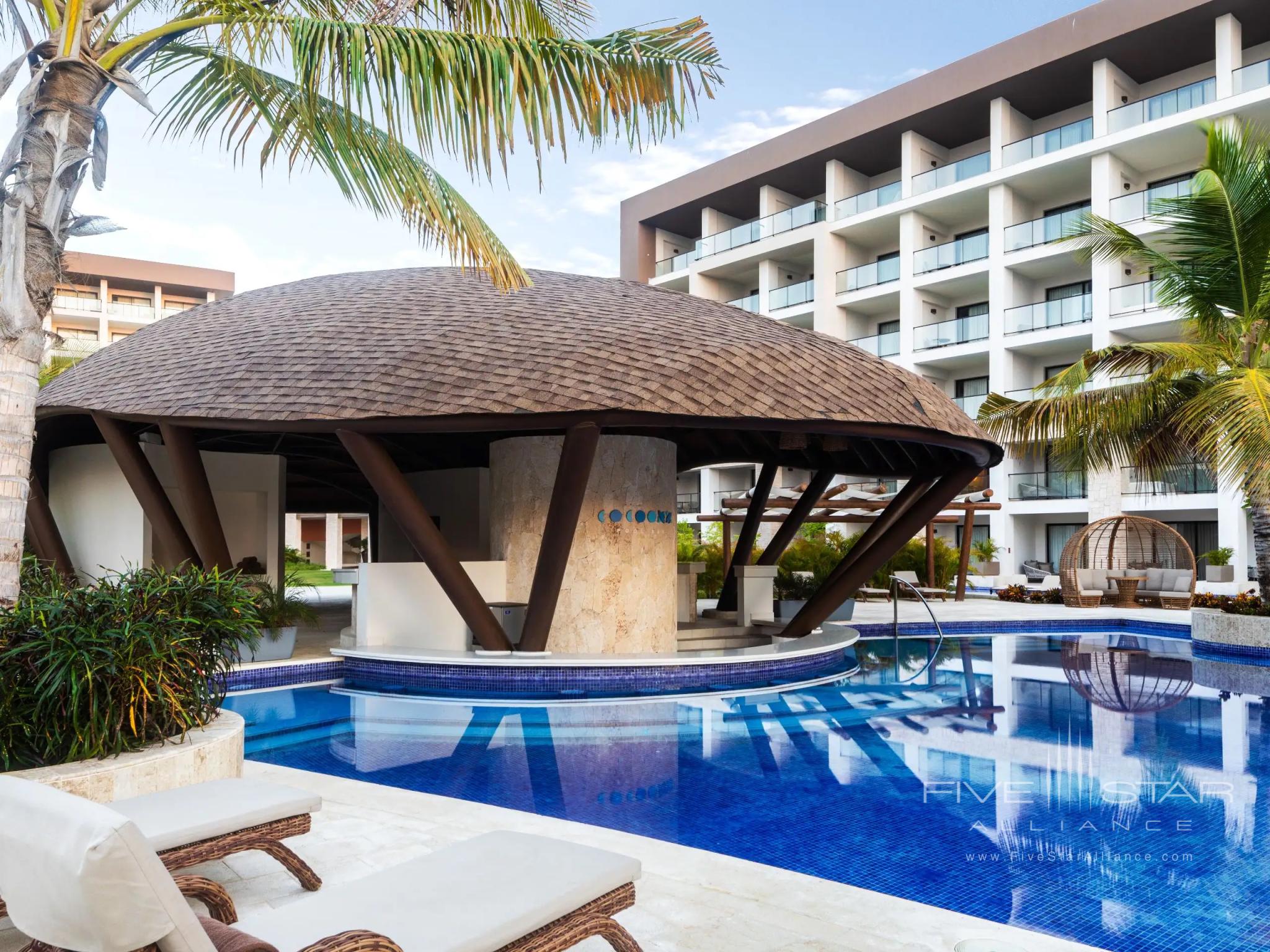 Hyatt Zilara guests have full access to dining options, bars and lounges at Hyatt Ziva Cap Cana