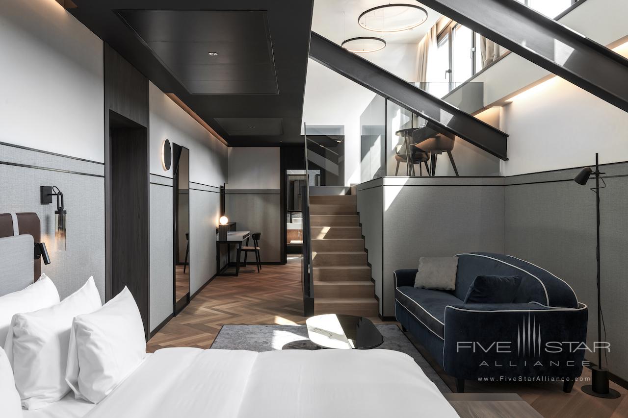 Palazzo Touring Club Milan