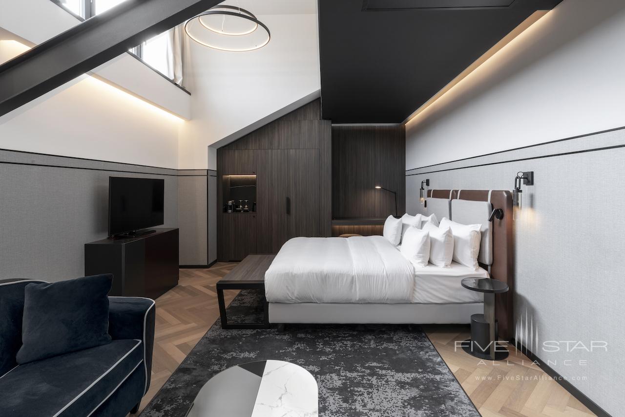 Palazzo Touring Club Milan