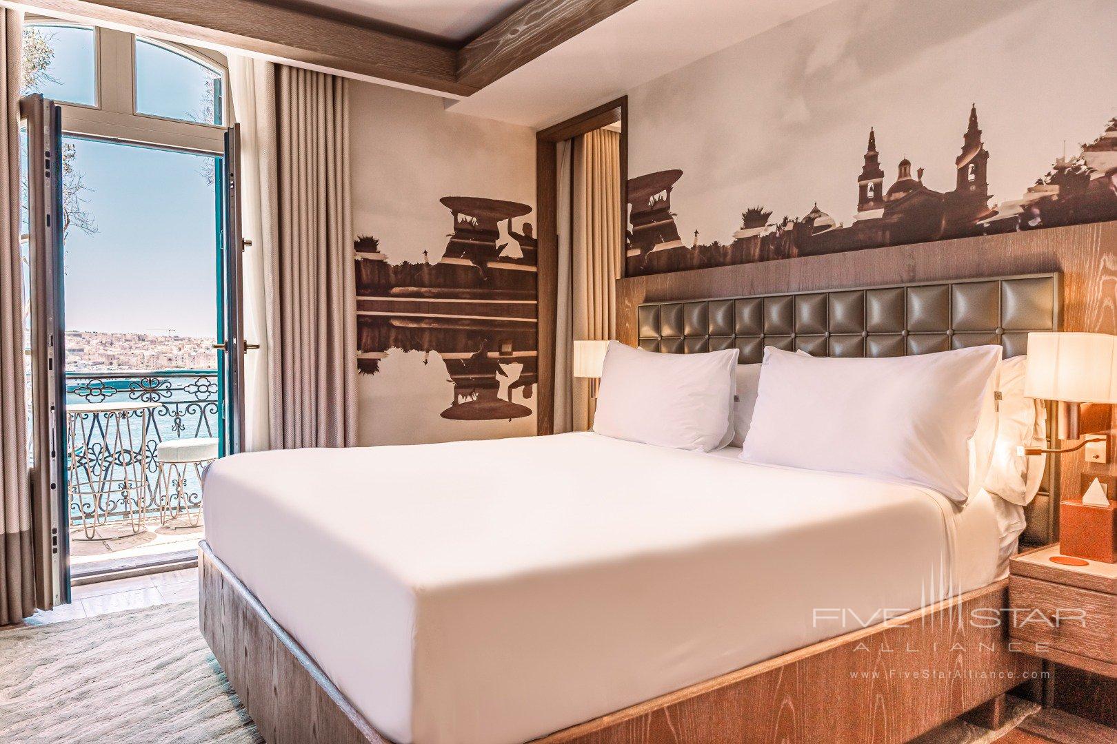 Deluxe Grand Harbour View Suite at Iniala Malta