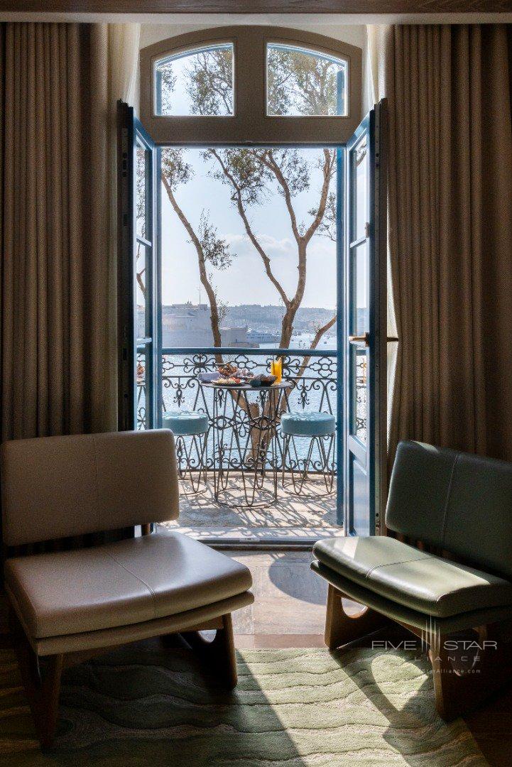Deluxe Grand Harbour View Suite at Iniala Malta