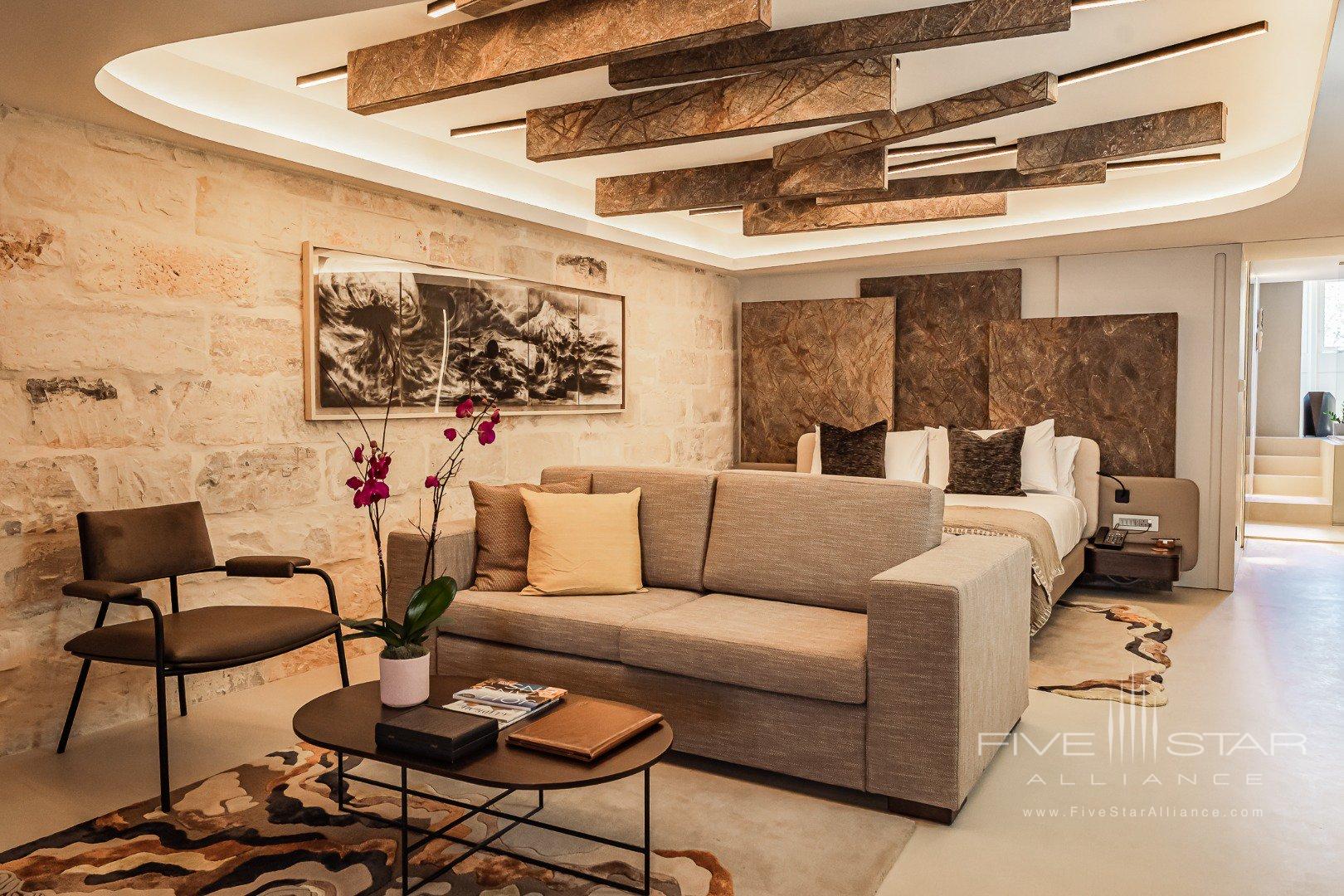 Iniala Modern Suite