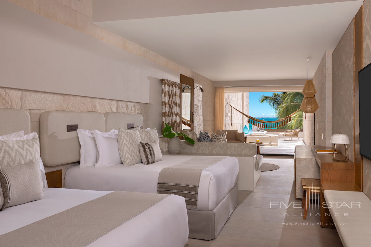 Impression Isla Mujeres by Secrets