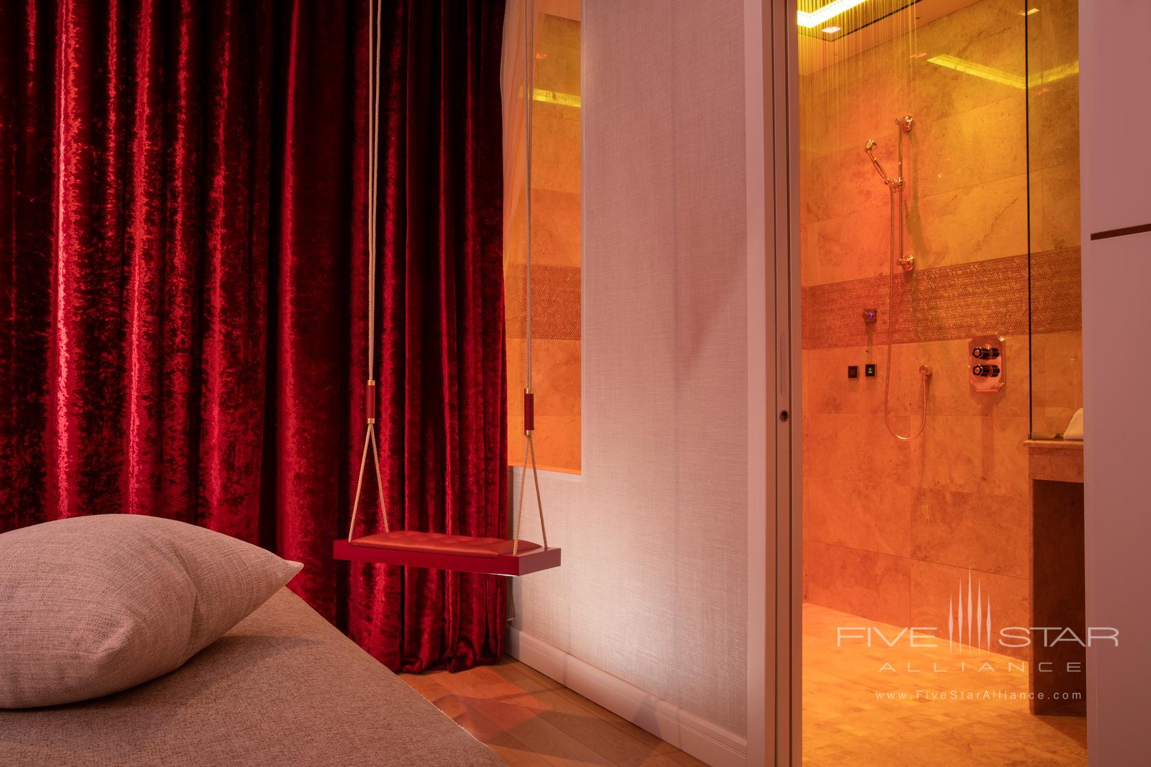 Paris j'Adore Hotel &amp; Spa