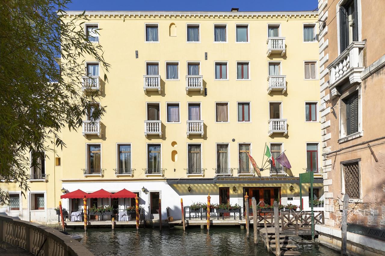 Luna Hotel Baglioni