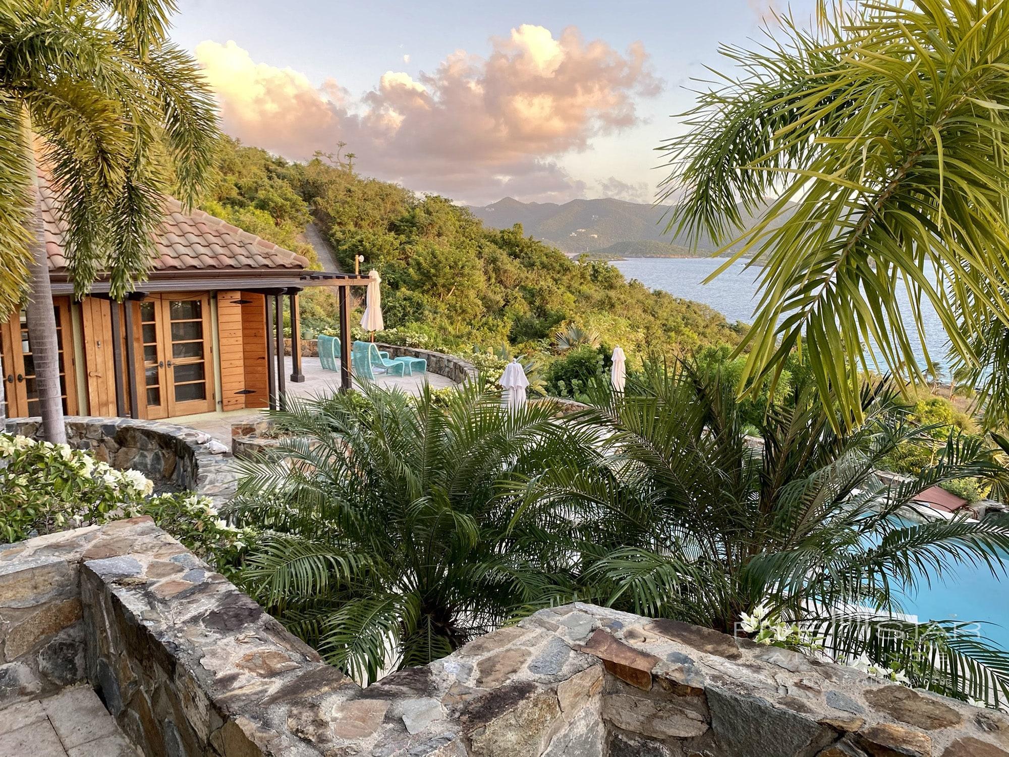 Lovango Resort &amp; Beach Club