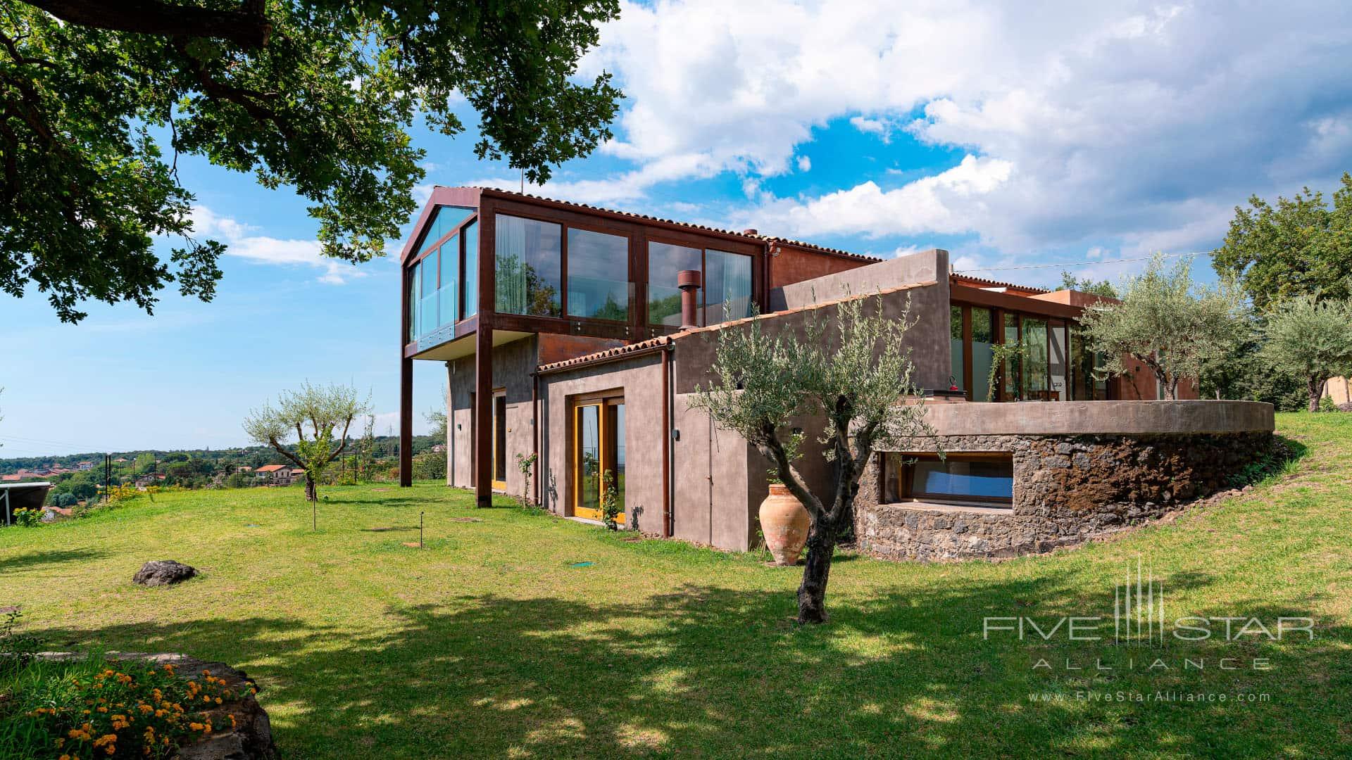 Monaci Delle Terre Nere