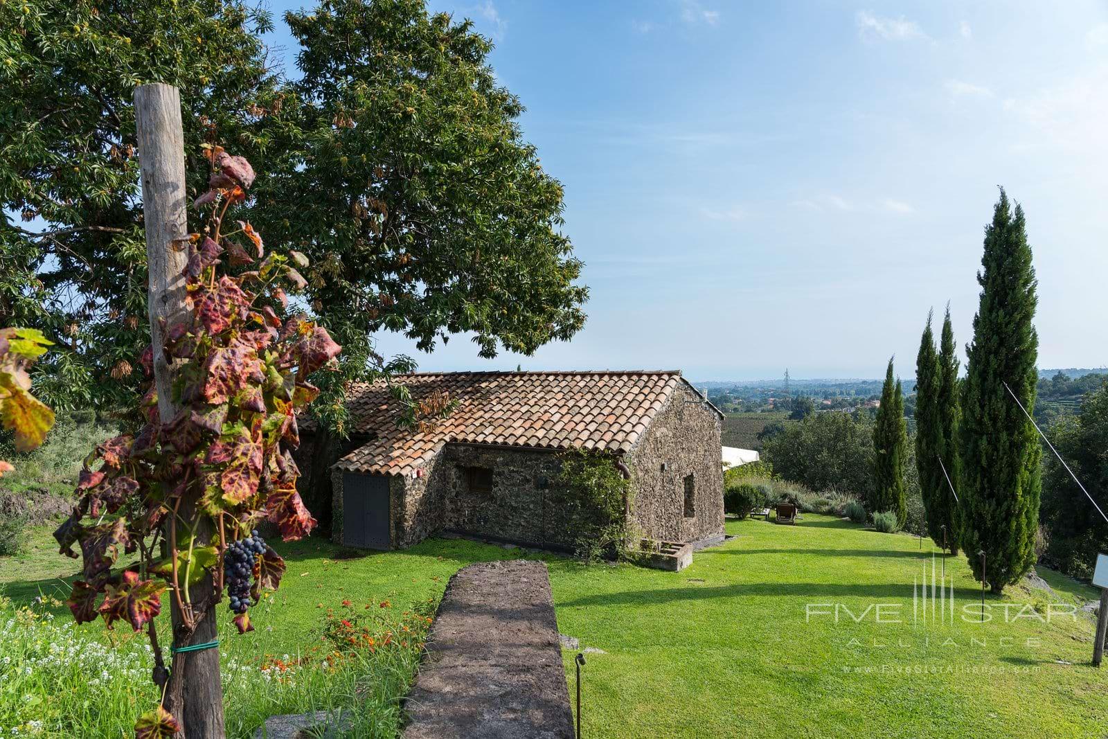 Monaci Delle Terre Nere