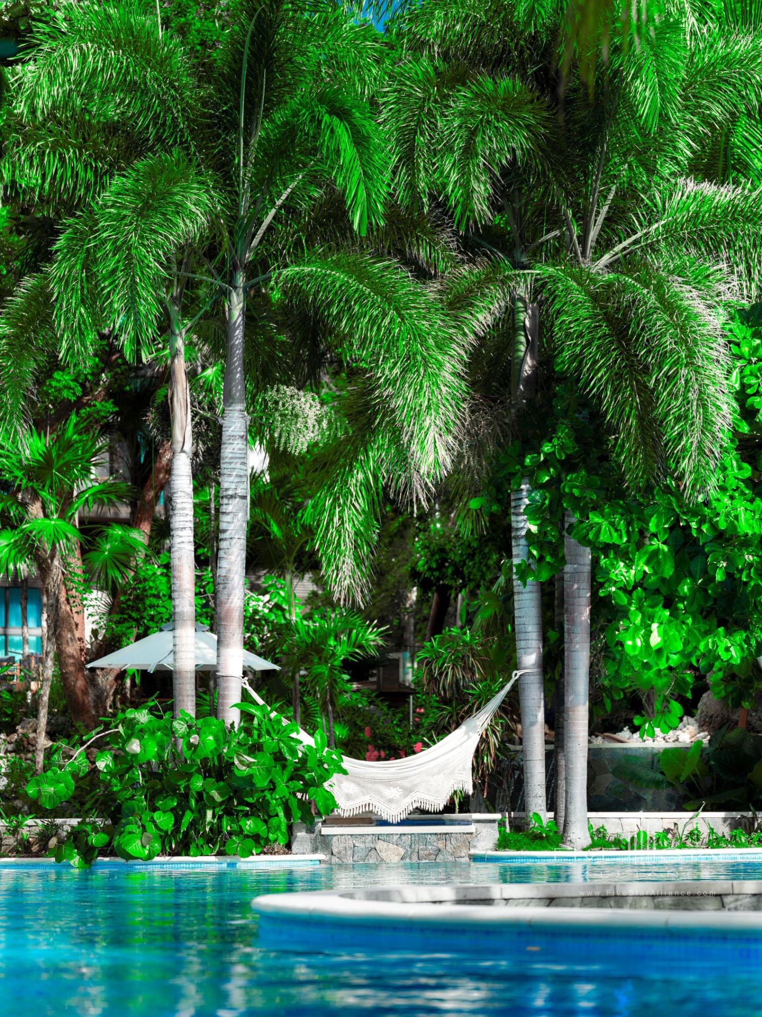 Kimpton Grand Roatan Resort and Spa