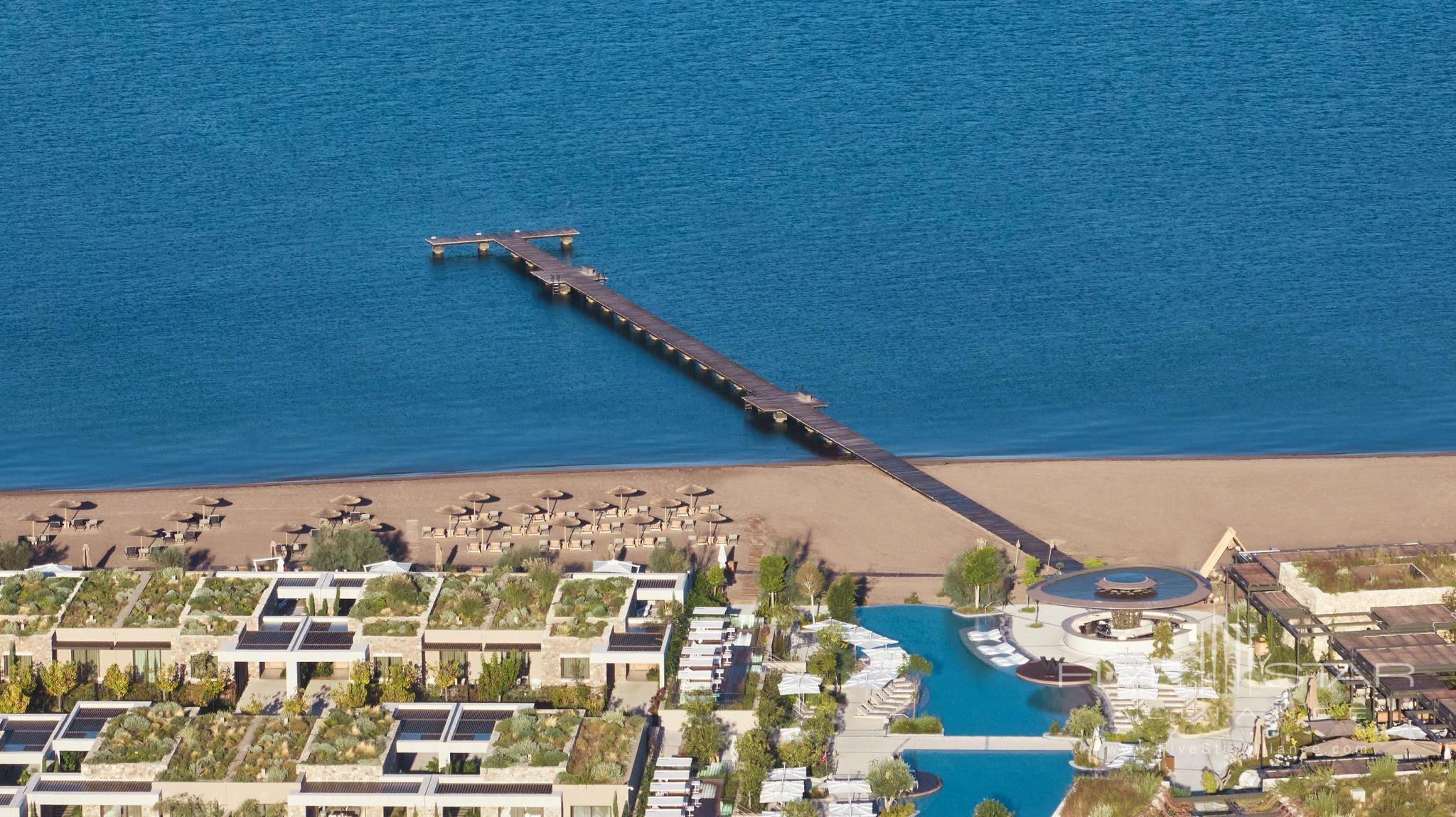 W Costa Navarino