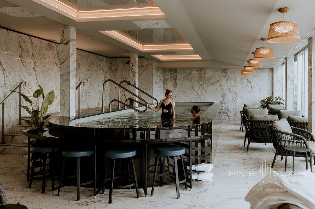 Le Capitole Hotel