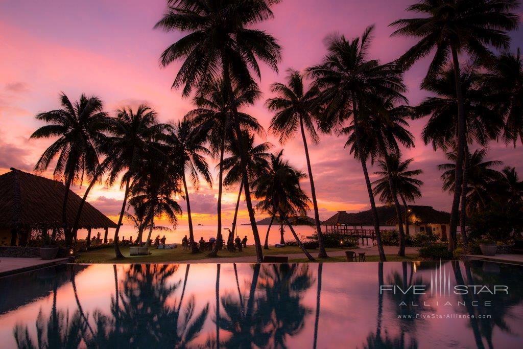 Tropica Island Resort