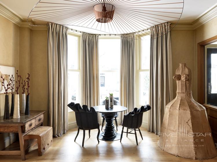 Knightsbridge Hotel