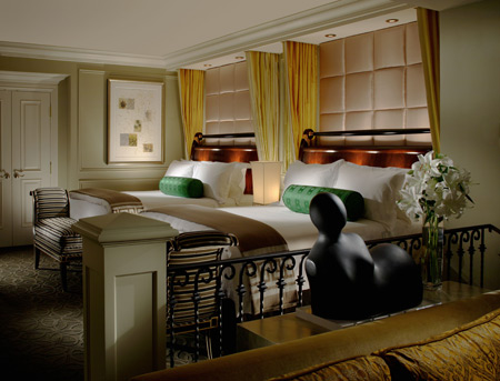 venetian hotel bed pillows