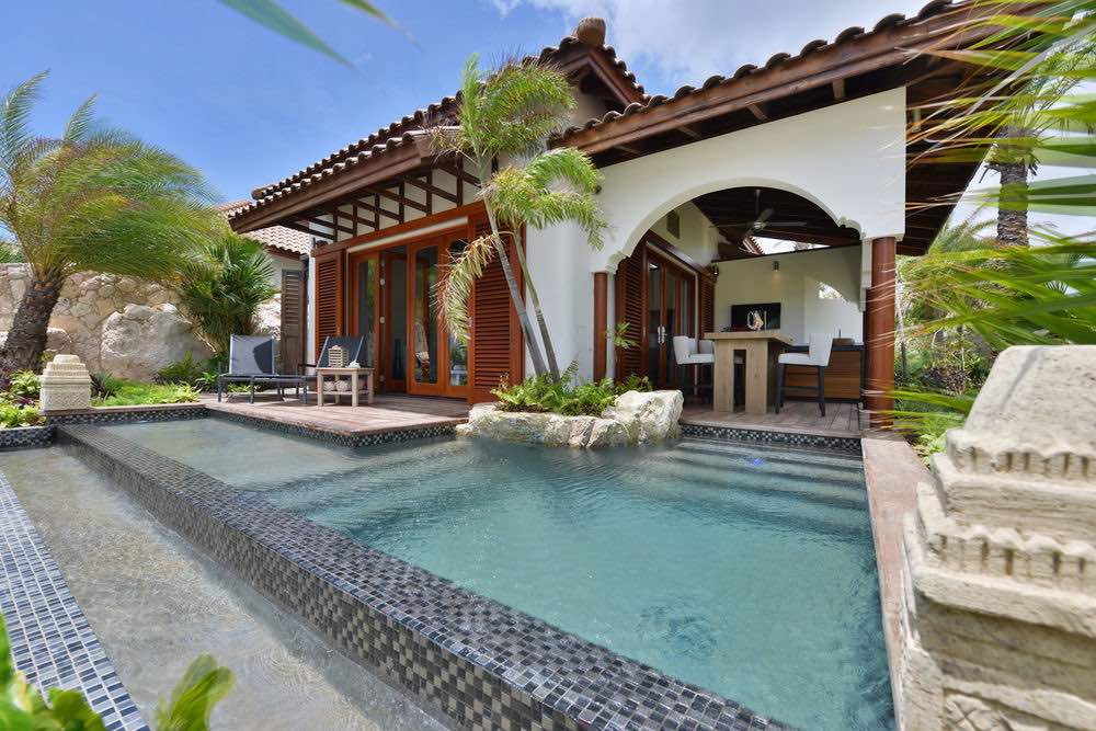 Villa with private pool at the Baoase Luxury Resort in Curaçao
